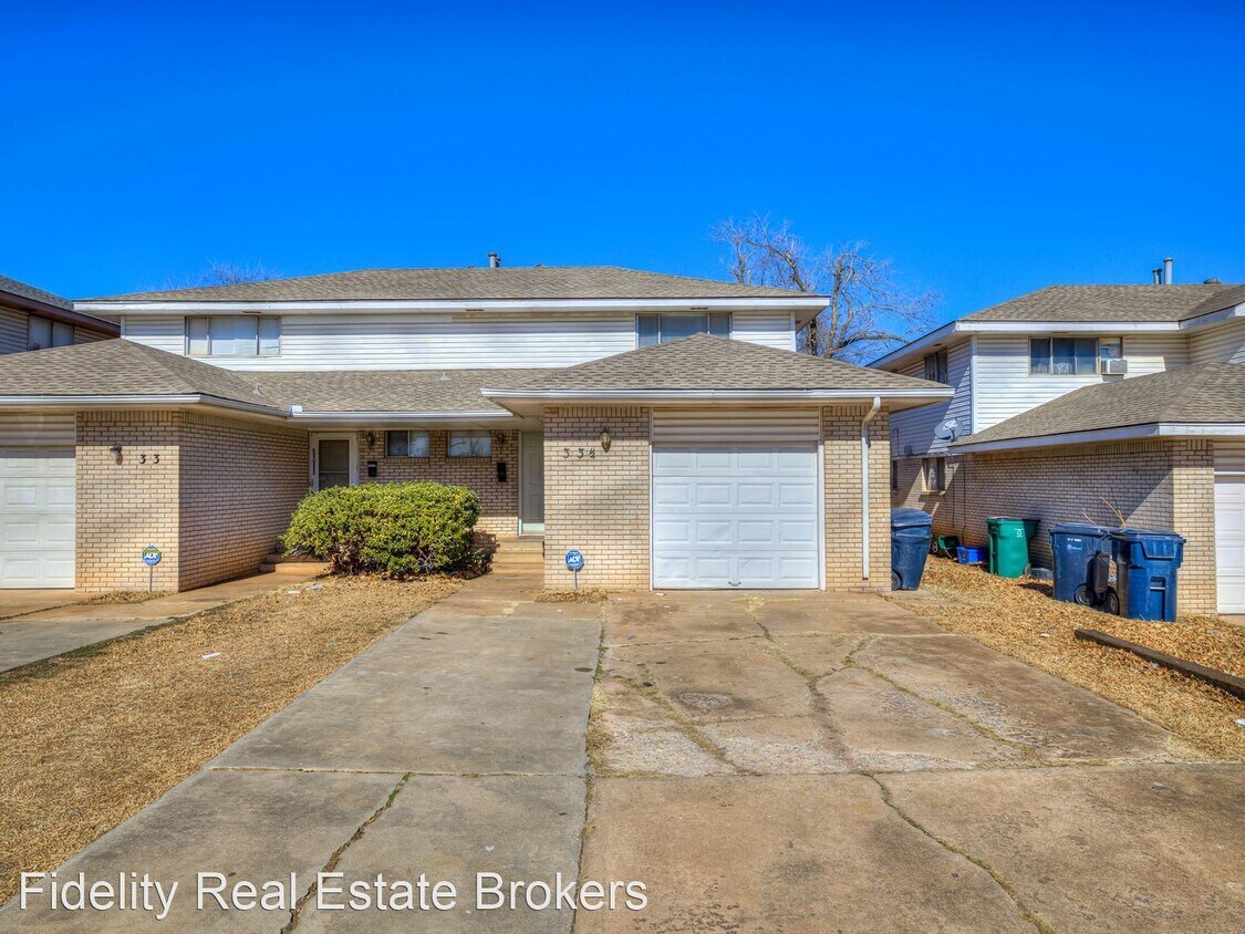 Primary Photo - 2 br, 1.5 bath House - 33 1/2 NE 63RD ST
