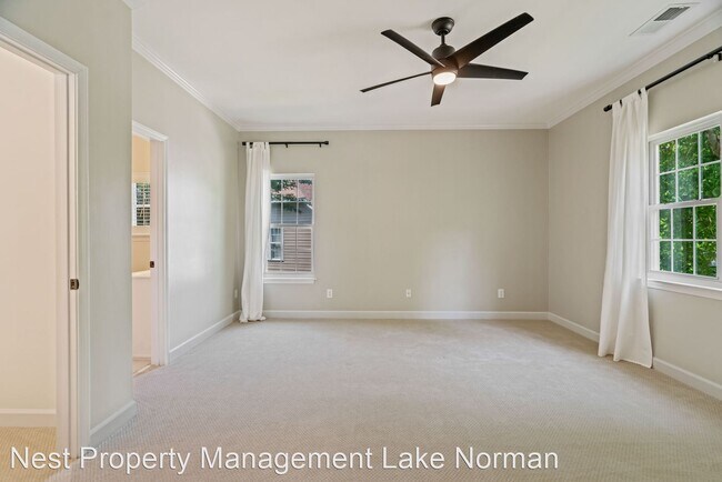 Building Photo - 3 br, 2.5 bath House - 20420 Greenway Heights