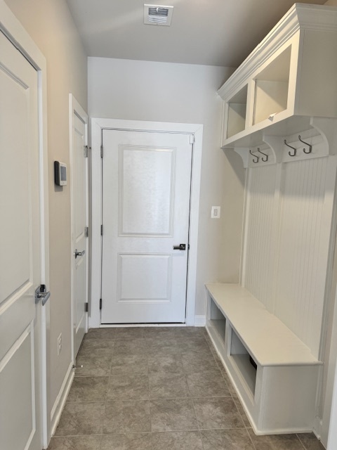 Mudroom - 14403 Greenview Dr