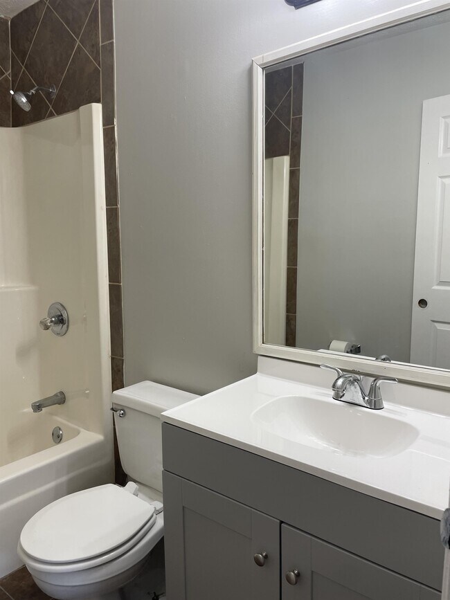 Foto del edificio - 174 S Killarney Ln