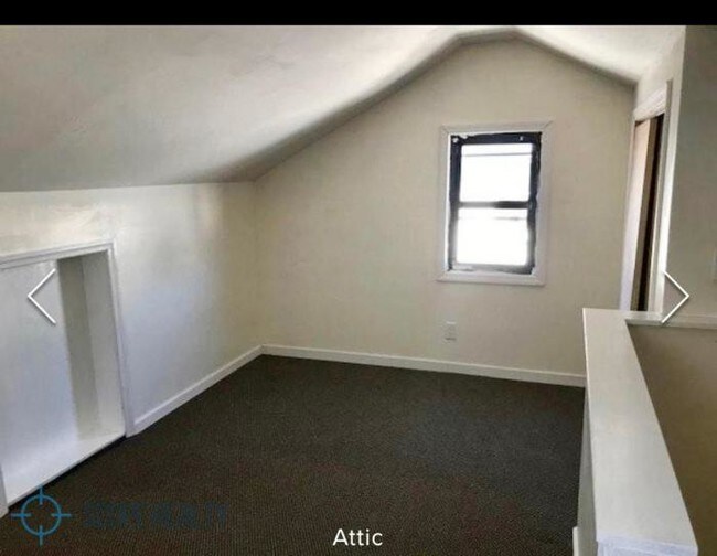 Foto del edificio - 3 bedroom in FRESH MEADOWS NY 11366