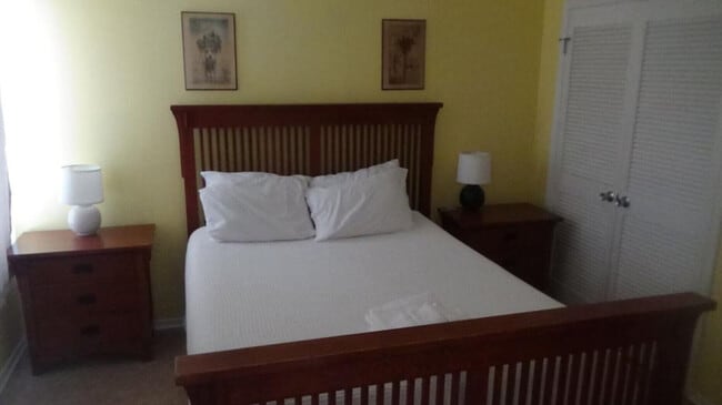 Foto del edificio - 497 Plantation Rd