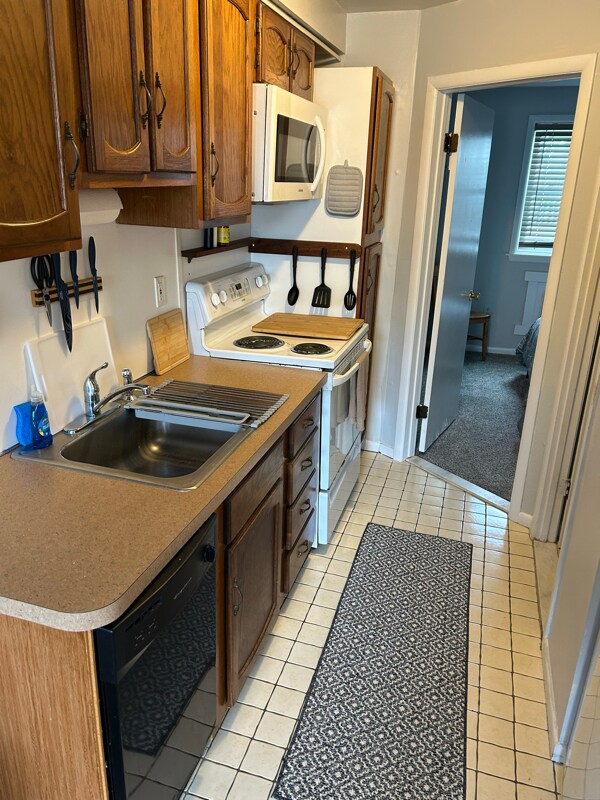 Foto del edificio - 9600 Amherst Ave