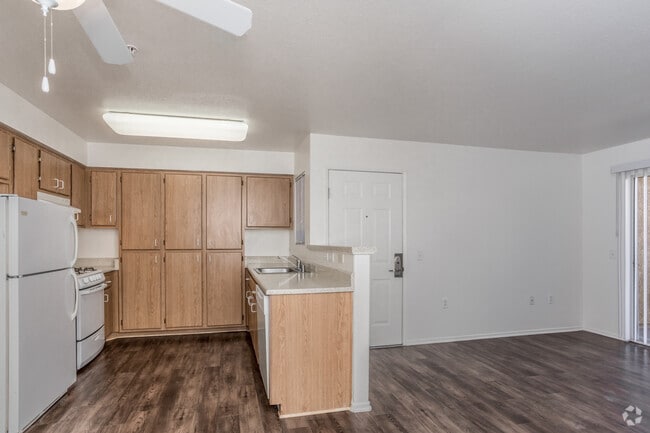 1BR, 1BA - 585 SF - Vintage at Stonehaven Senior Living