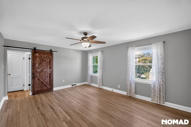 Building Photo - 442 Westshire Dr