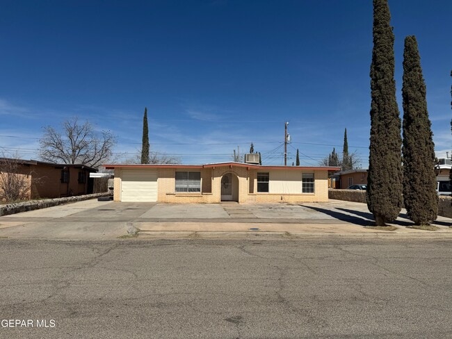 Building Photo - 5629 Wadsworth Ave