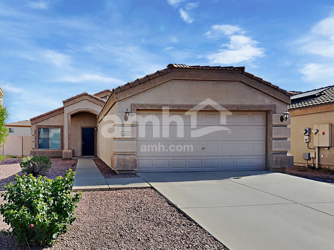 Foto principal - 12401 W Valentine Ave