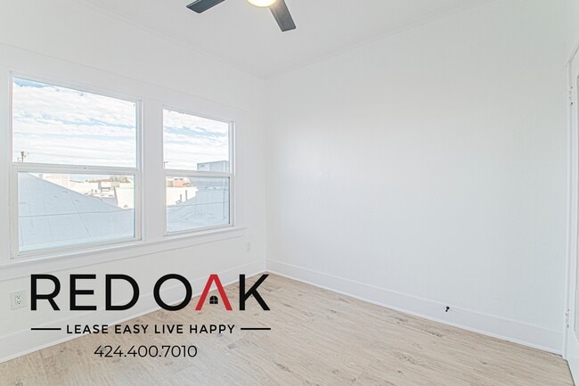 Foto del edificio - 527 W 15th St