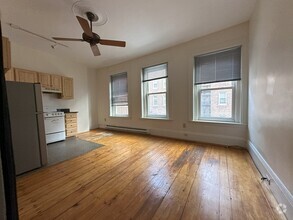 Building Photo - 15 Symphony Rd