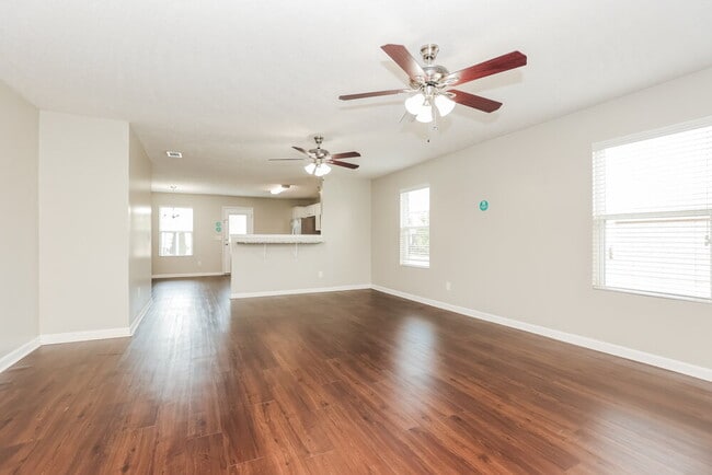 Building Photo - 3671 Blaze Dr