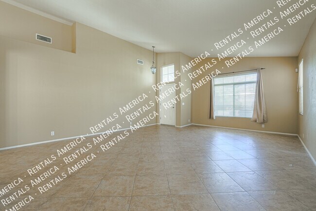Foto del edificio - Beautiful 3 bedroom home in Chandler!