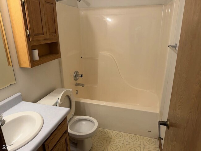 Foto del edificio - 1506 Brook Pointe Dr
