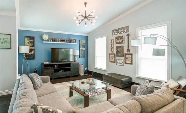 Foto del edificio - 1909 Crooked Creek Ln