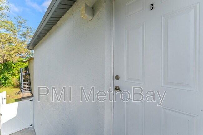 Foto del edificio - 4009 E Bird St