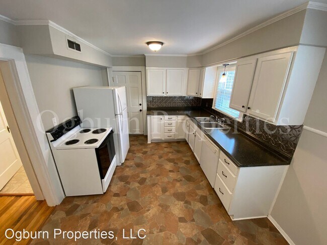 Building Photo - 4 br, 2 bath House - 2105 QUEEN STREET