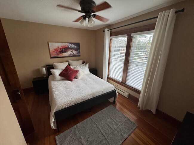 Foto del edificio - 414 9th Ave SE