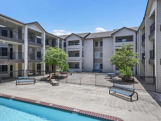 Swimming Pool Area - 501 W 26th St