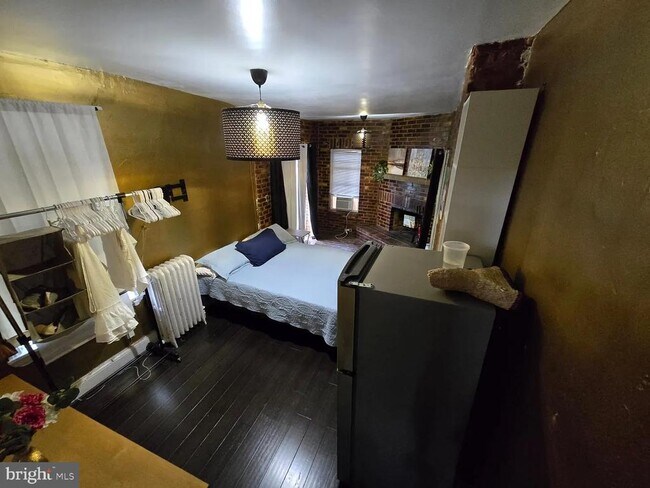 Foto del edificio - 1504 W Cumberland St