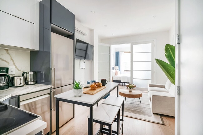 Foto del edificio - 335 E 22nd St