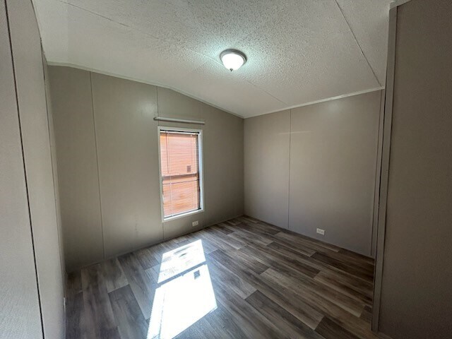 Building Photo - 2 Gibbs Dr