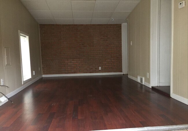 Foto del edificio - Call for appointment: 2 bedroom, with base...