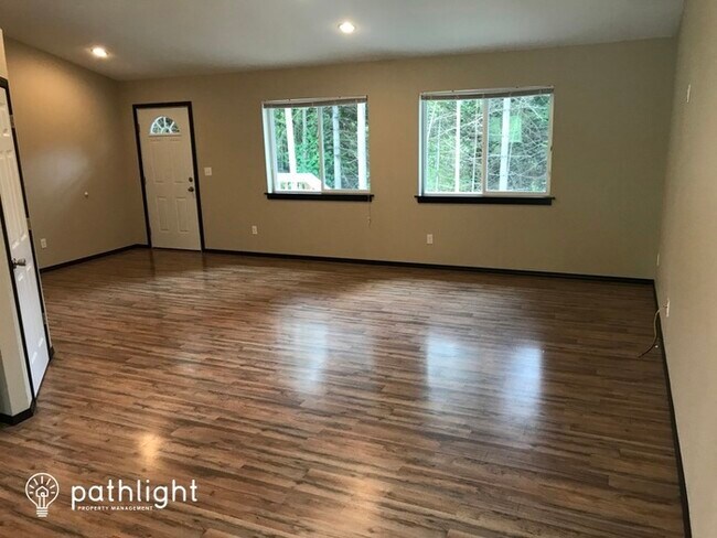 Building Photo - 1600 Lake Dr, Camano Island, WA, 98282