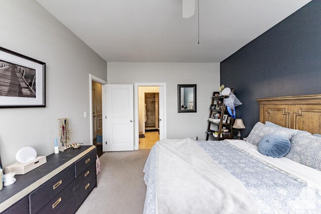 Building Photo - 2 bedroom in Chicago IL 60642