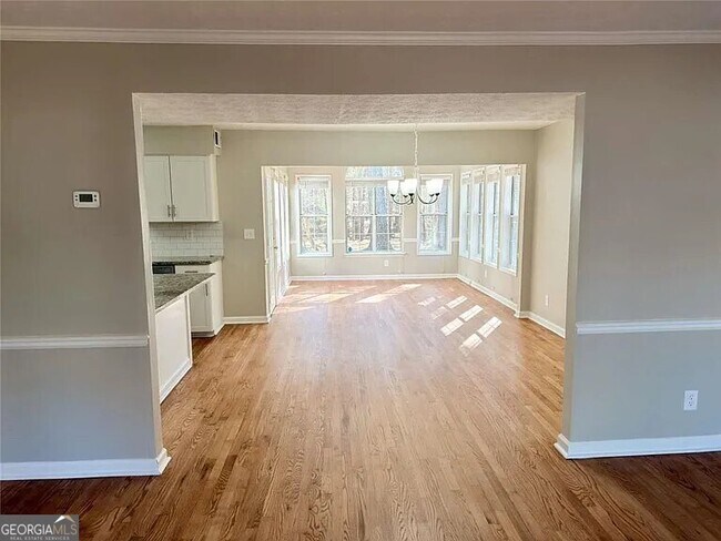 Building Photo - 343 Welton Way