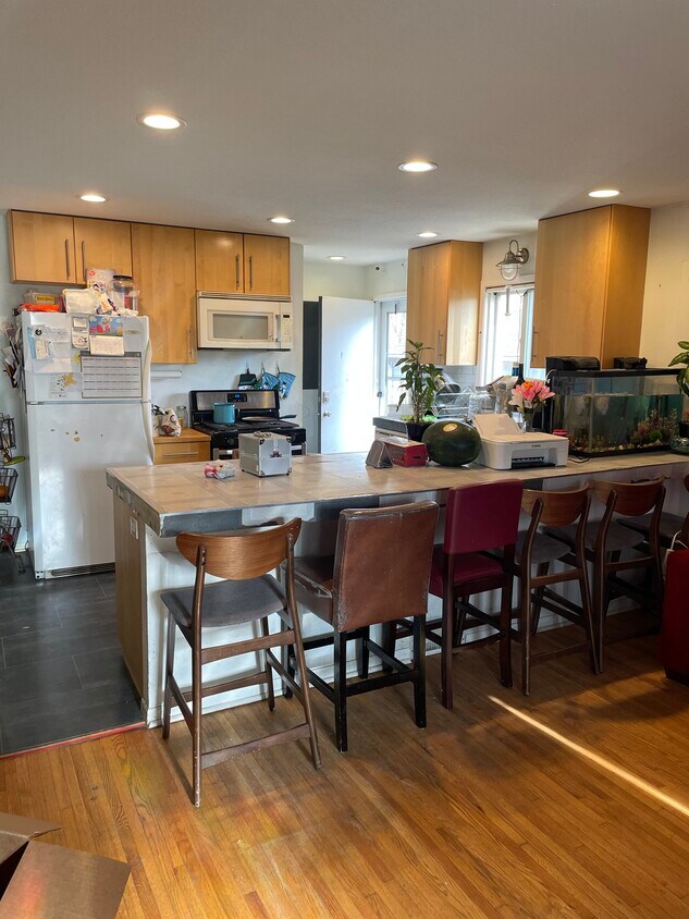 Foto principal - 2109 Grand Ave S