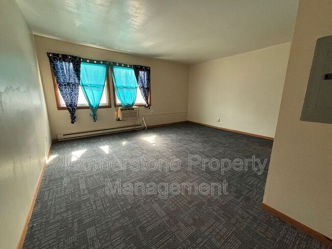 Foto del edificio - 723 7th Ave N