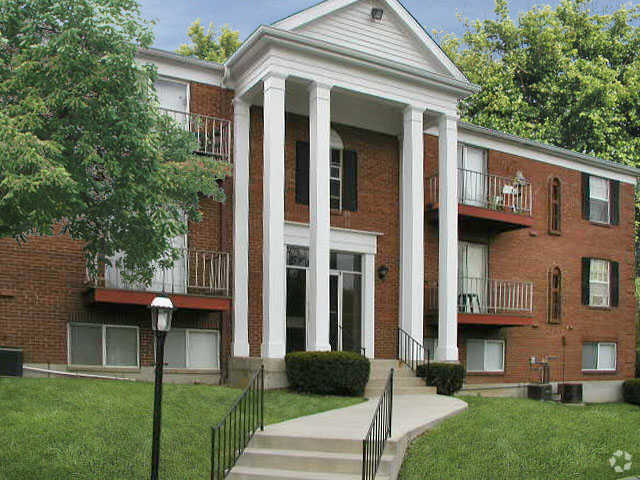 Riverbend Apts