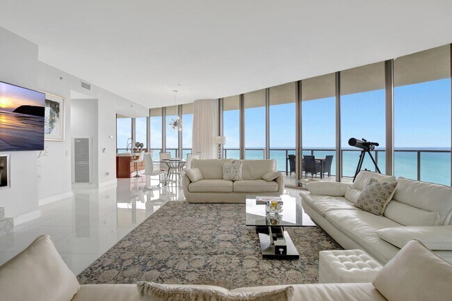 Foto del edificio - 9703 Collins Ave