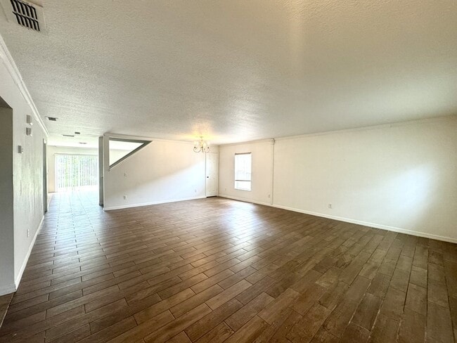 Photo - 15630 Sarcee Ct House