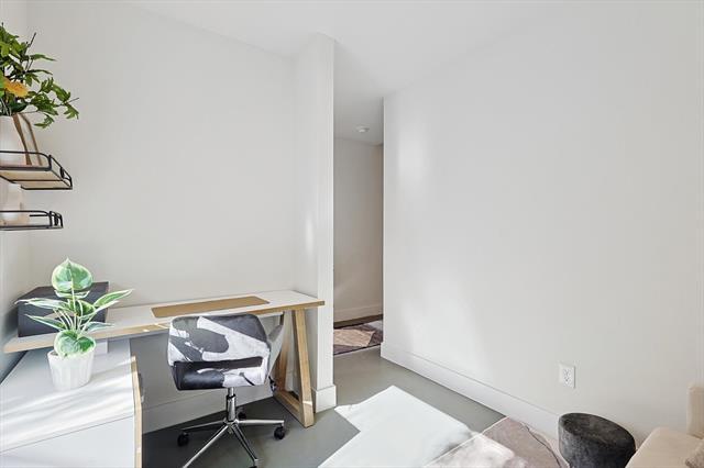 Foto del edificio - 4640 Munger Ave