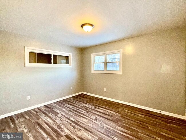 Building Photo - 5233 Kerger Rd