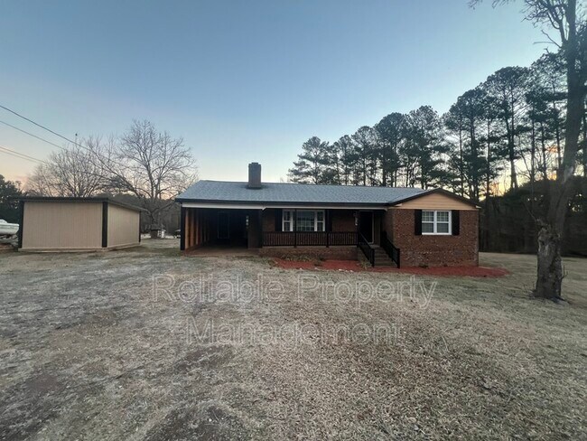 Building Photo - 2616 Brookwood Dr