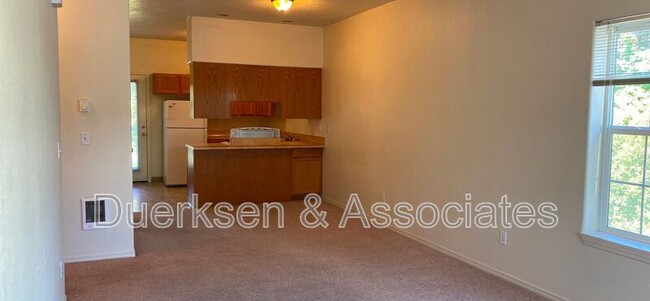 Foto del edificio - 2837 SW Western Blvd
