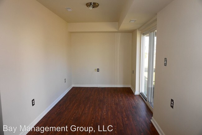 Building Photo - 3 br, 2.5 bath House - 7 Karendale Court