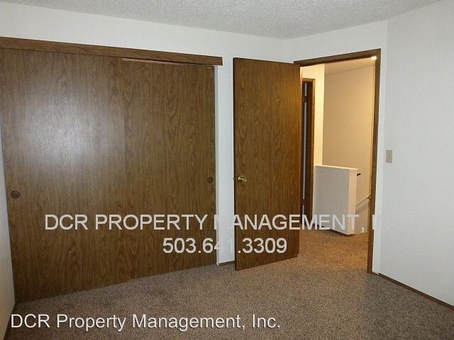 Building Photo - 6732 SW 196th Ave