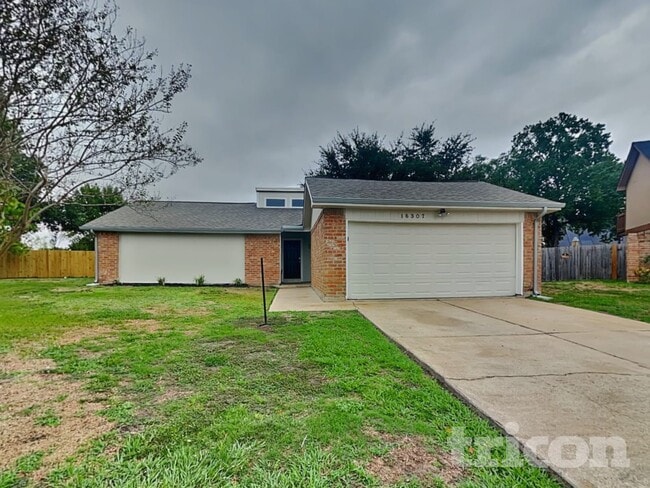 Foto del edificio - 16307 Bird Dog Ct