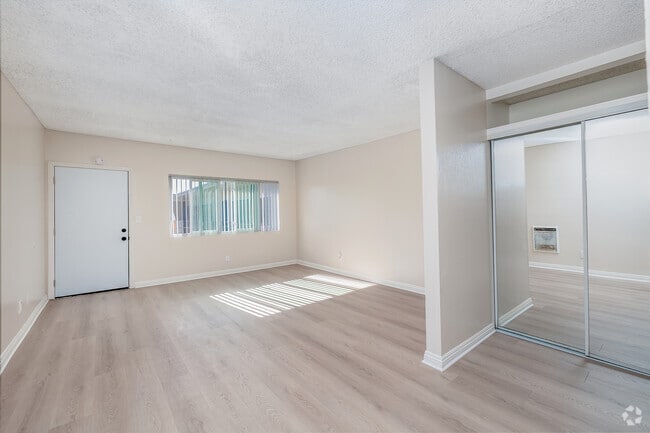 Studio - 500SF - Living Room - DOTY (Ocean Breeze)