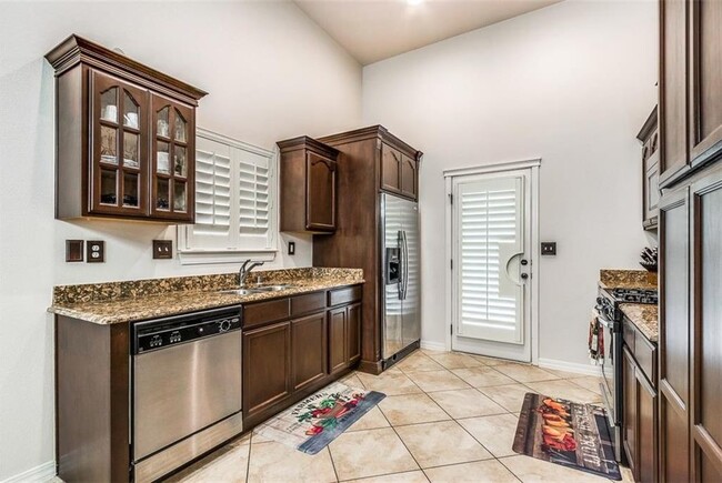 Kitchen - 11457 Lucio Moreno Dr