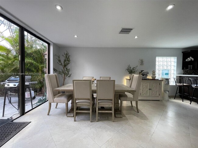 Foto del edificio - 1741 NW 107th Way