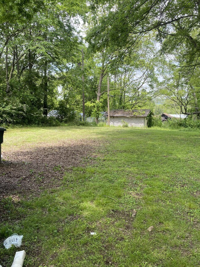 Building Photo - 3912 39th Ct N