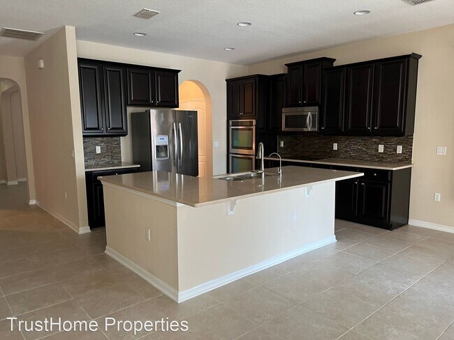 Building Photo - 5 br, 3.5 bath House - 973 Fountain Coin Loop