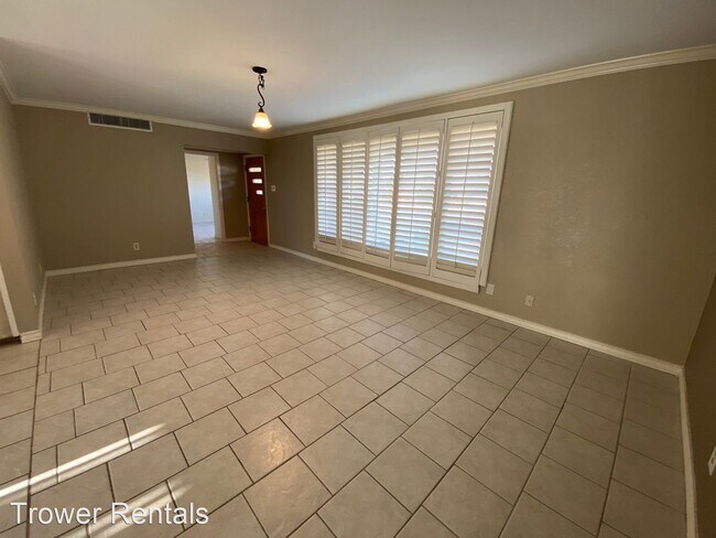 Building Photo - 5 br, 3 bath House - 1702 Nabors
