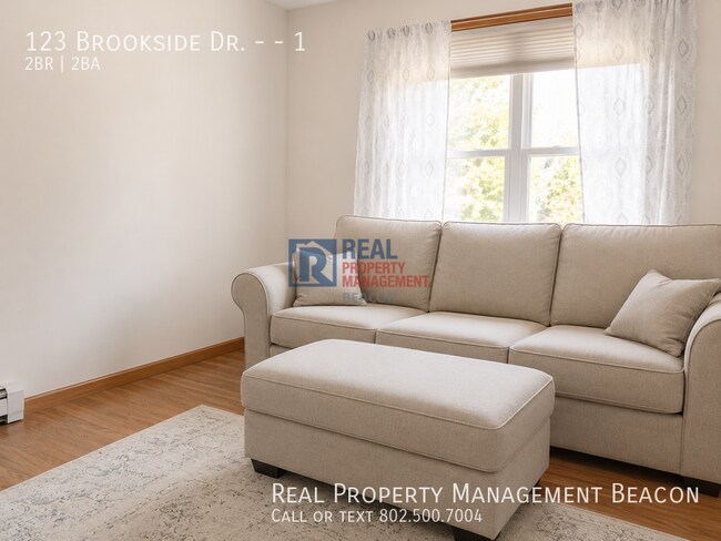 Building Photo - 123 Brookside Dr