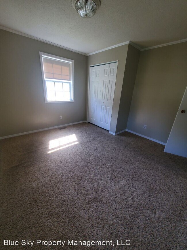 Foto del edificio - 3 br, 2 bath House - 7909 W. South St.