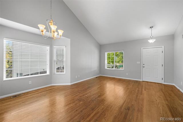 Foto del edificio - 6490 Grass Ct