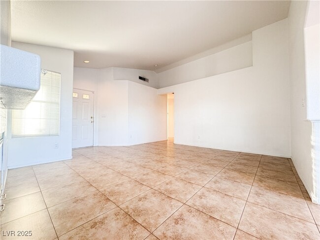 Building Photo - 4576 New Dupell Way